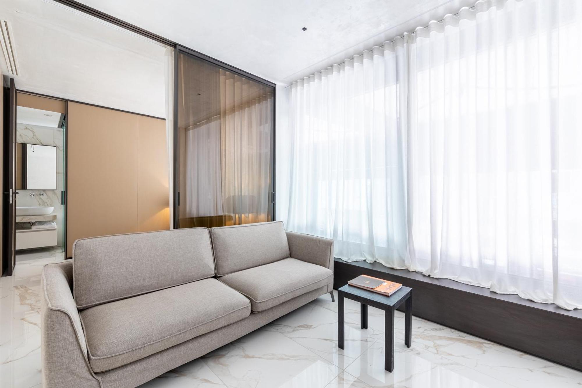Nj Hotels & Apartments San Pietro All'Orto 6 Milan Bagian luar foto
