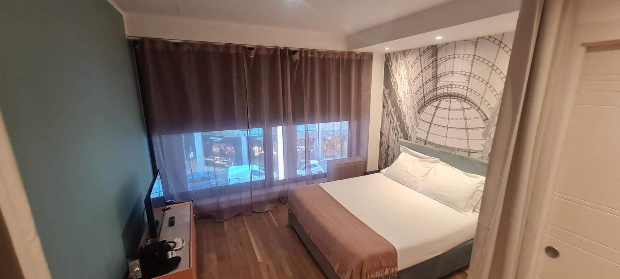 Nj Hotels & Apartments San Pietro All'Orto 6 Milan Bagian luar foto